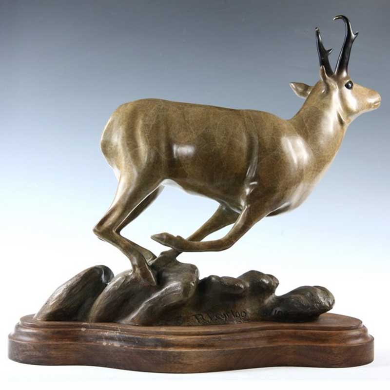 Pronghorn Bronze Sculpture, Ridge Runner back